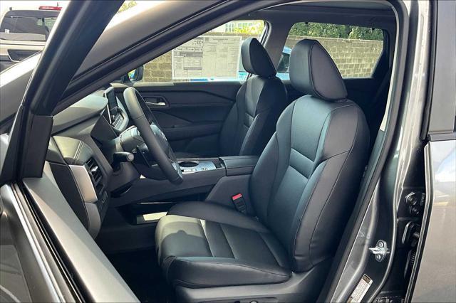 new 2025 Nissan Rogue car, priced at $32,123