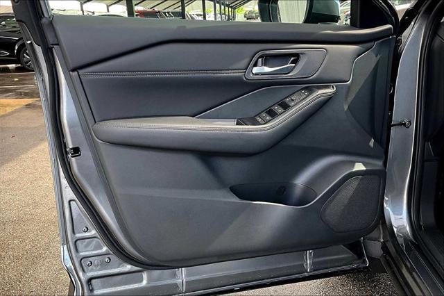 new 2025 Nissan Rogue car, priced at $32,123