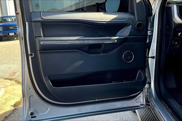 used 2022 Ford Expedition car, priced at $38,855