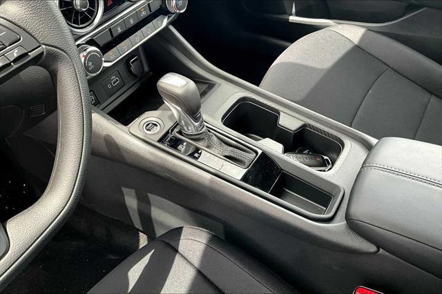 new 2025 Nissan Sentra car, priced at $22,272