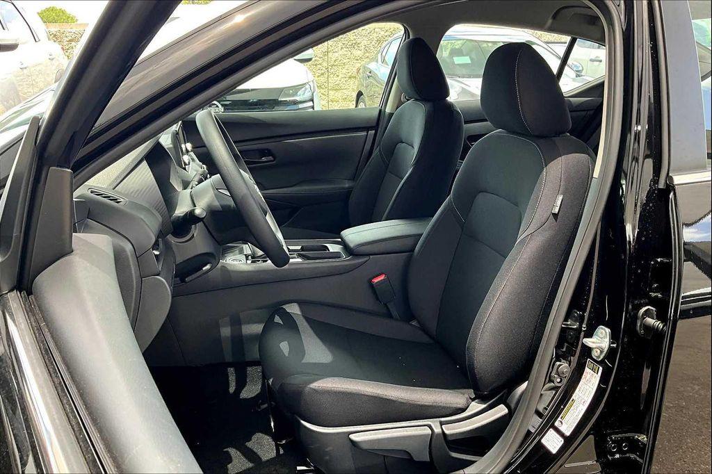 new 2025 Nissan Sentra car, priced at $22,272