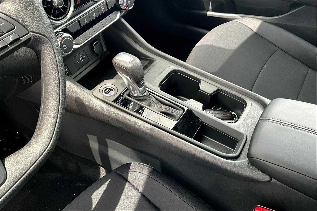 new 2025 Nissan Sentra car, priced at $22,272