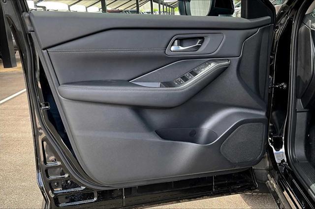 new 2025 Nissan Rogue car, priced at $37,698