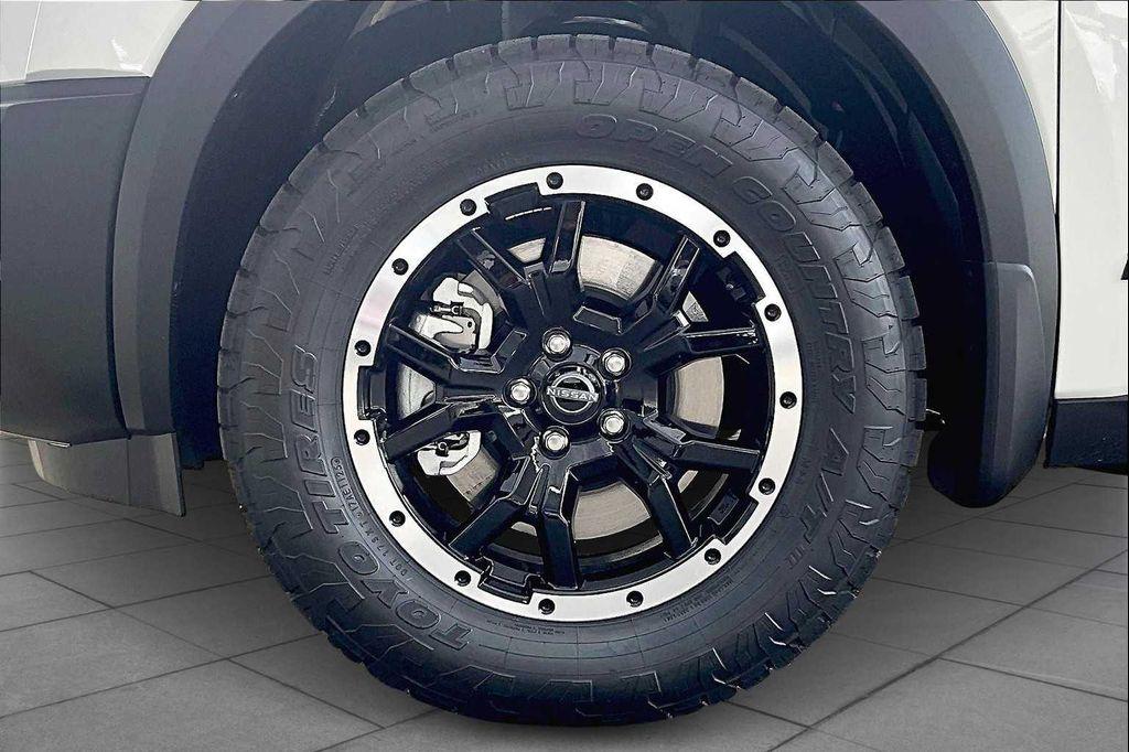 new 2025 Nissan Pathfinder car, priced at $43,438