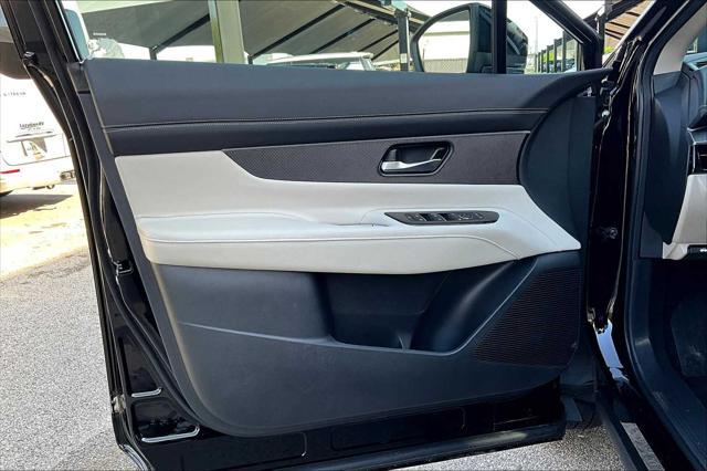 new 2025 Nissan Murano car, priced at $43,715