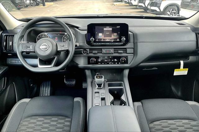 new 2025 Nissan Pathfinder car, priced at $35,807