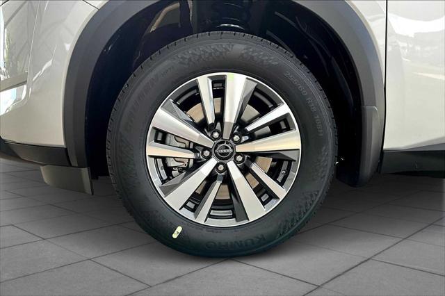 new 2025 Nissan Pathfinder car, priced at $41,528