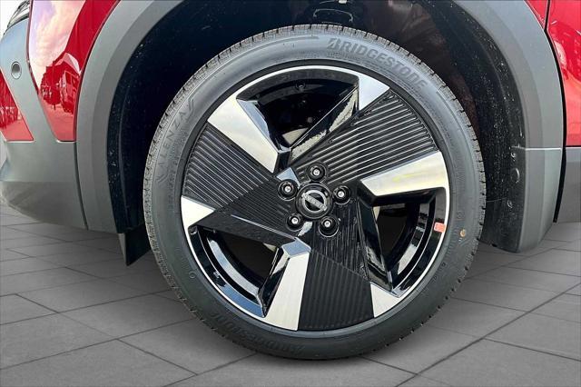 new 2025 Nissan Kicks car, priced at $28,755