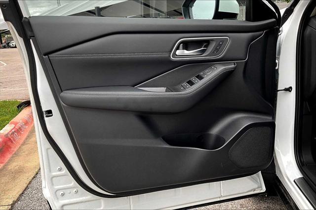 new 2025 Nissan Rogue car, priced at $43,516