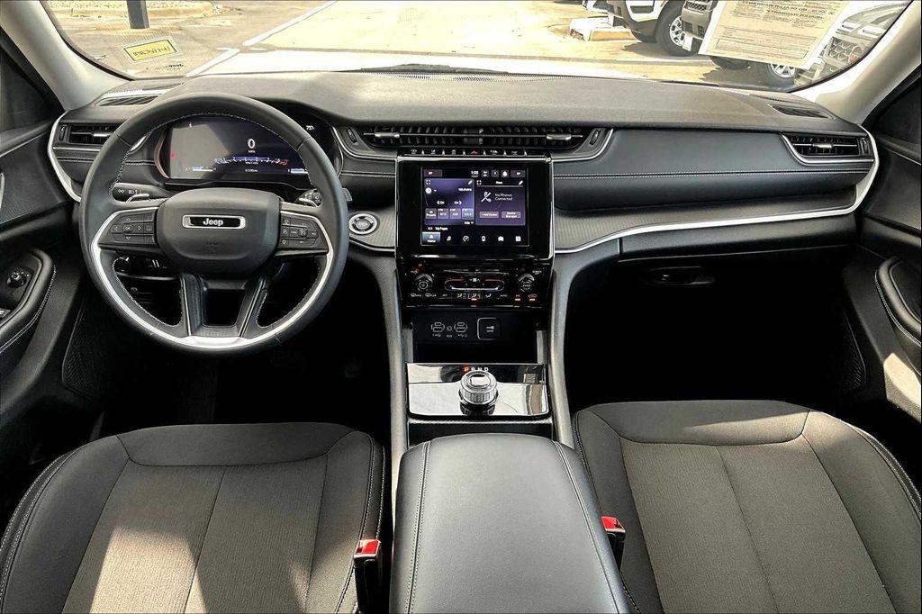 used 2023 Jeep Grand Cherokee car, priced at $24,967