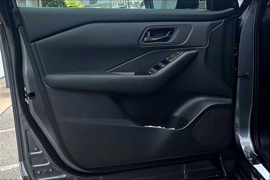 new 2025 Nissan Rogue car, priced at $30,800