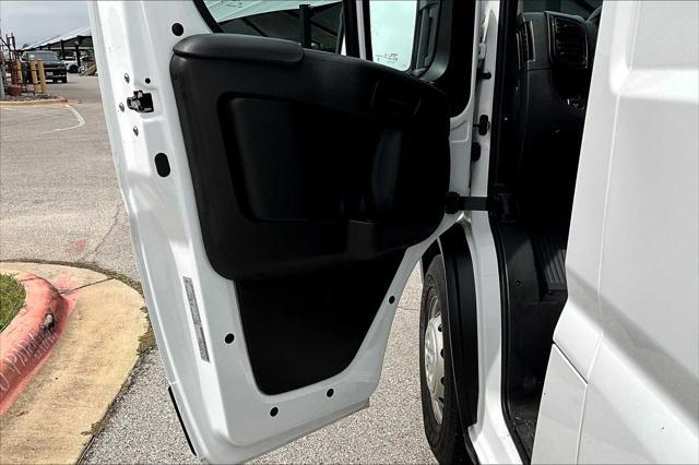 used 2023 Ram ProMaster 2500 car, priced at $34,214
