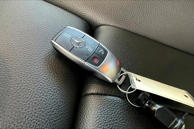 used 2021 Mercedes-Benz GLB 250 car, priced at $28,751