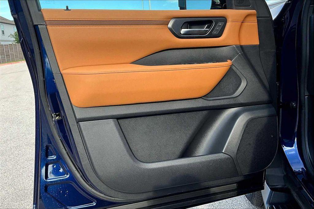 new 2025 Nissan Armada car, priced at $69,280