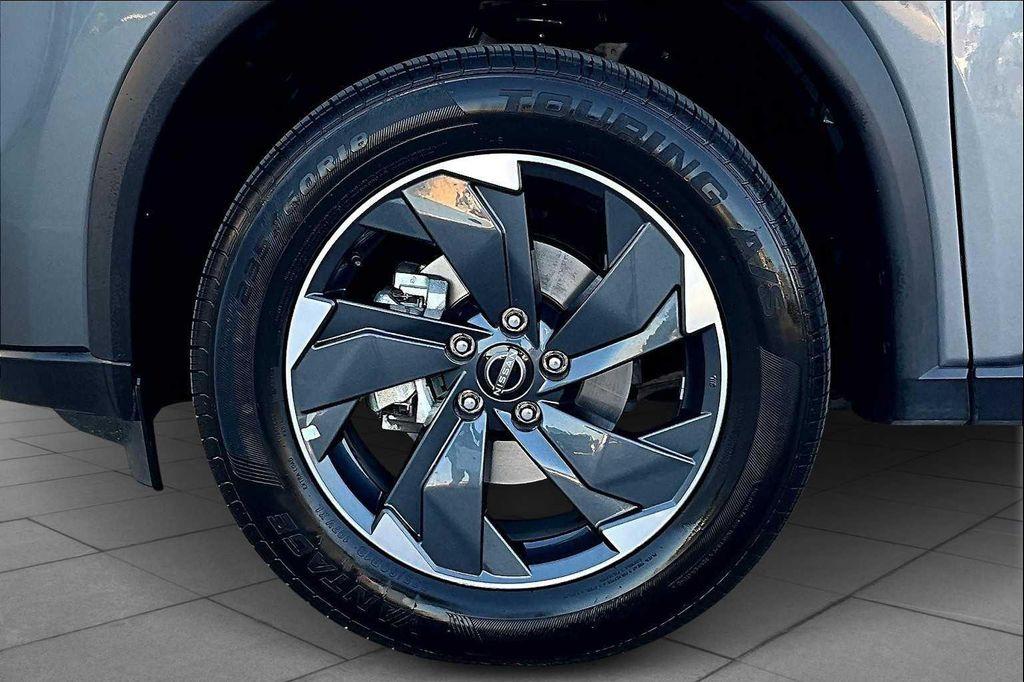 used 2024 Nissan Rogue car, priced at $22,560