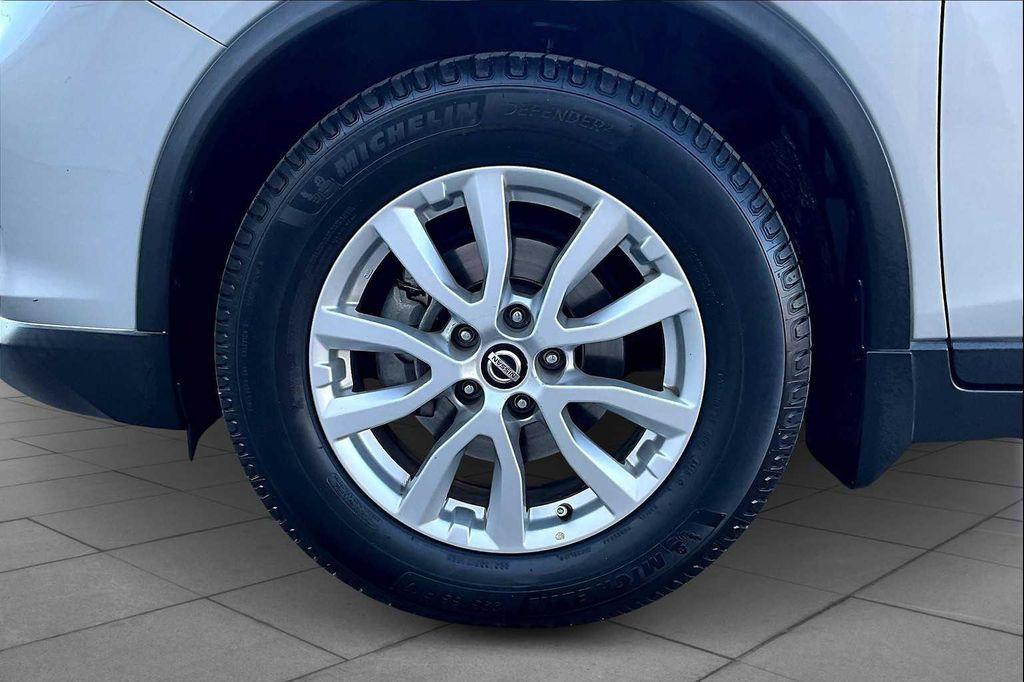 used 2019 Nissan Rogue car, priced at $16,855