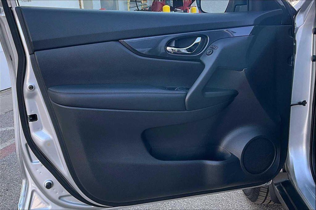 used 2019 Nissan Rogue car, priced at $16,855