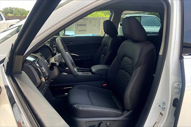 new 2025 Nissan Pathfinder car, priced at $44,315