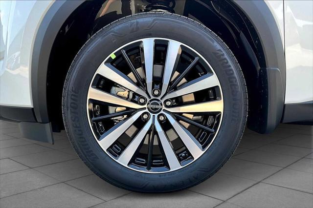 new 2025 Nissan Pathfinder car, priced at $53,035