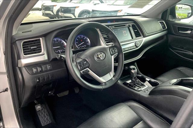 used 2018 Toyota Highlander car, priced at $23,655