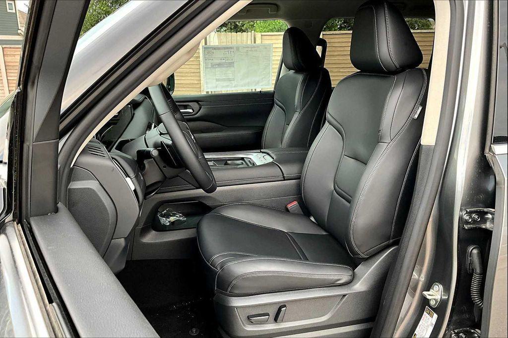 new 2025 Nissan Armada car, priced at $62,480