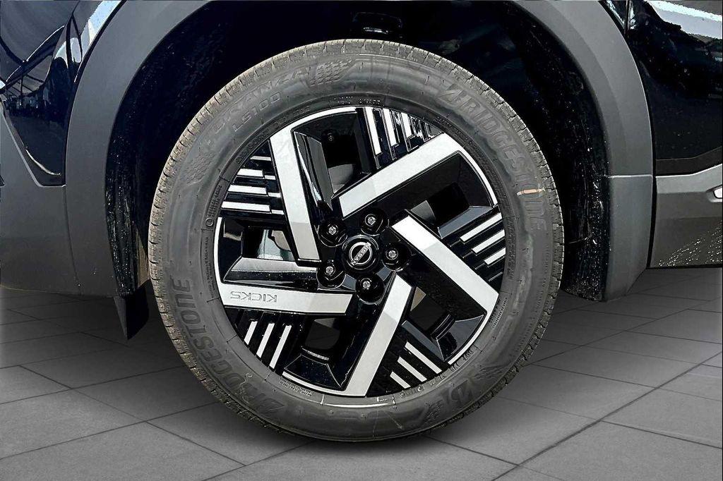 new 2025 Nissan Kicks car, priced at $25,595