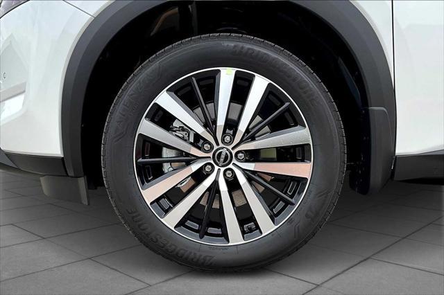 new 2025 Nissan Pathfinder car, priced at $49,296