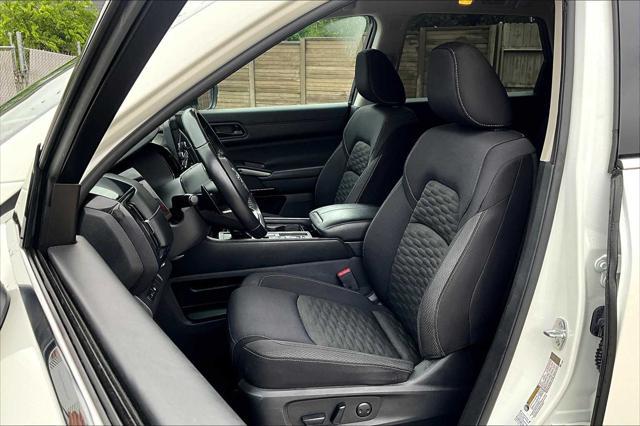 used 2023 Nissan Pathfinder car, priced at $29,635