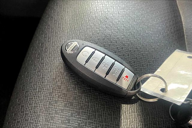 used 2021 Nissan Rogue car, priced at $20,236