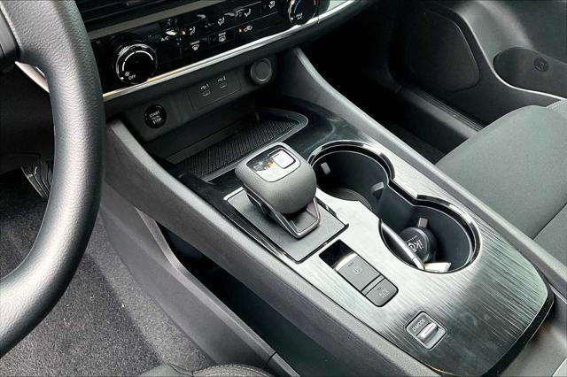 new 2025 Nissan Rogue car, priced at $29,663