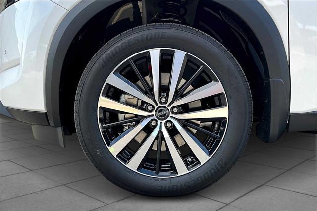 new 2025 Nissan Pathfinder car, priced at $51,365