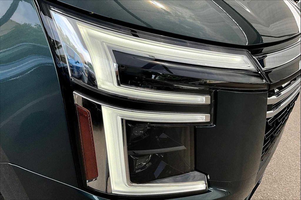 new 2025 Nissan Armada car, priced at $69,325