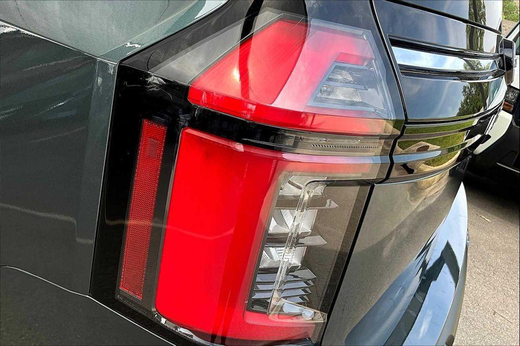 new 2025 Nissan Armada car, priced at $69,325