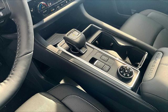 new 2025 Nissan Pathfinder car, priced at $45,284