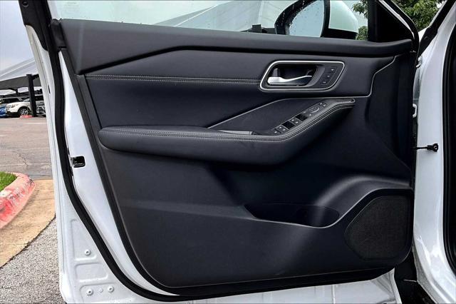 new 2025 Nissan Rogue car, priced at $40,333