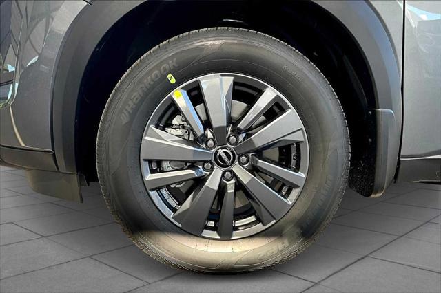 new 2025 Nissan Pathfinder car, priced at $35,807
