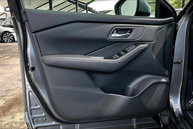 new 2025 Nissan Rogue car, priced at $32,090