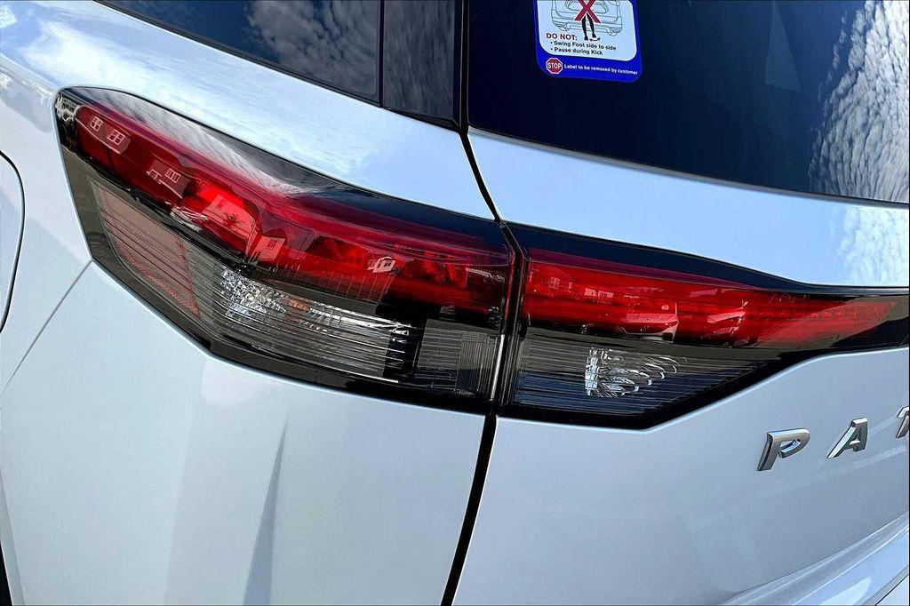 new 2025 Nissan Pathfinder car, priced at $49,740