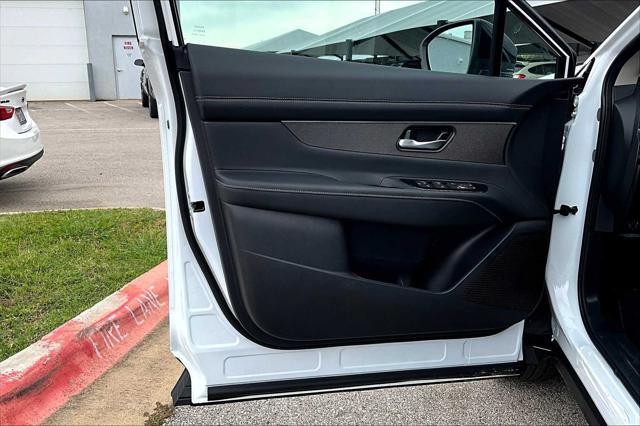 new 2025 Nissan Murano car, priced at $44,075