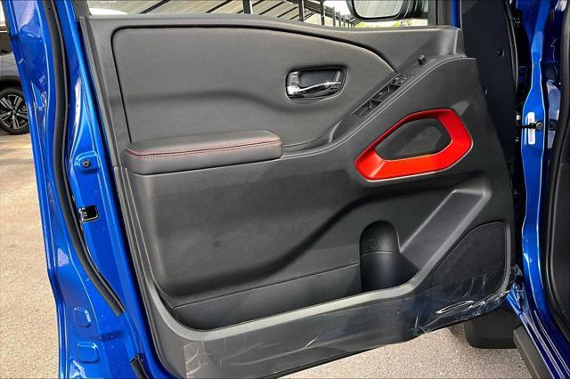 new 2025 Nissan Frontier car, priced at $46,085