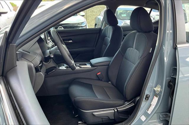 new 2025 Nissan Sentra car, priced at $24,104