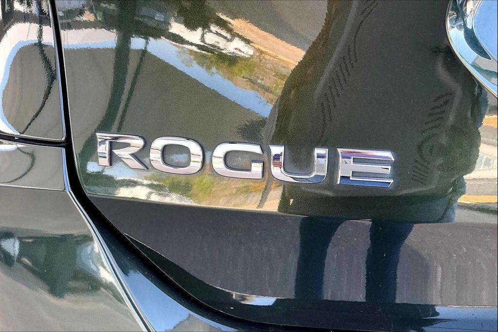 used 2020 Nissan Rogue car, priced at $17,605