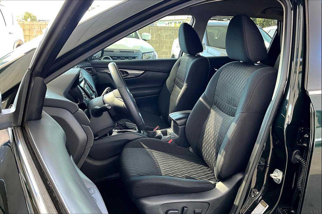 used 2020 Nissan Rogue car, priced at $17,605