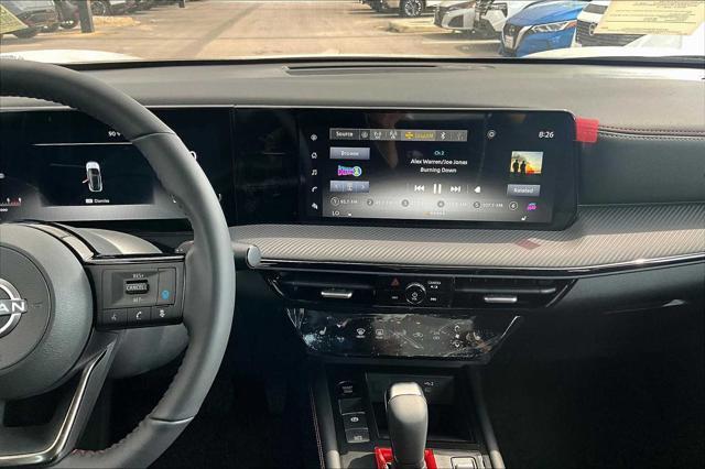 new 2025 Nissan Kicks car, priced at $30,470