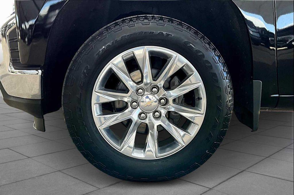 used 2022 Chevrolet Silverado 1500 car, priced at $39,724