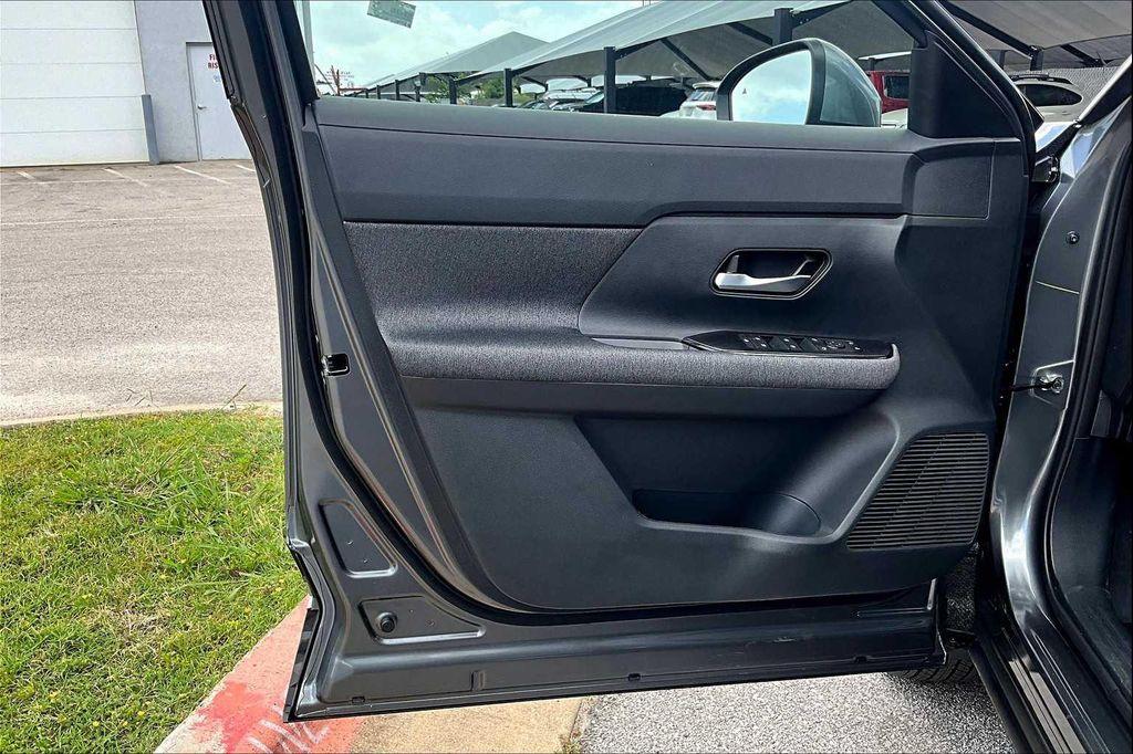 new 2025 Nissan Kicks car, priced at $25,710