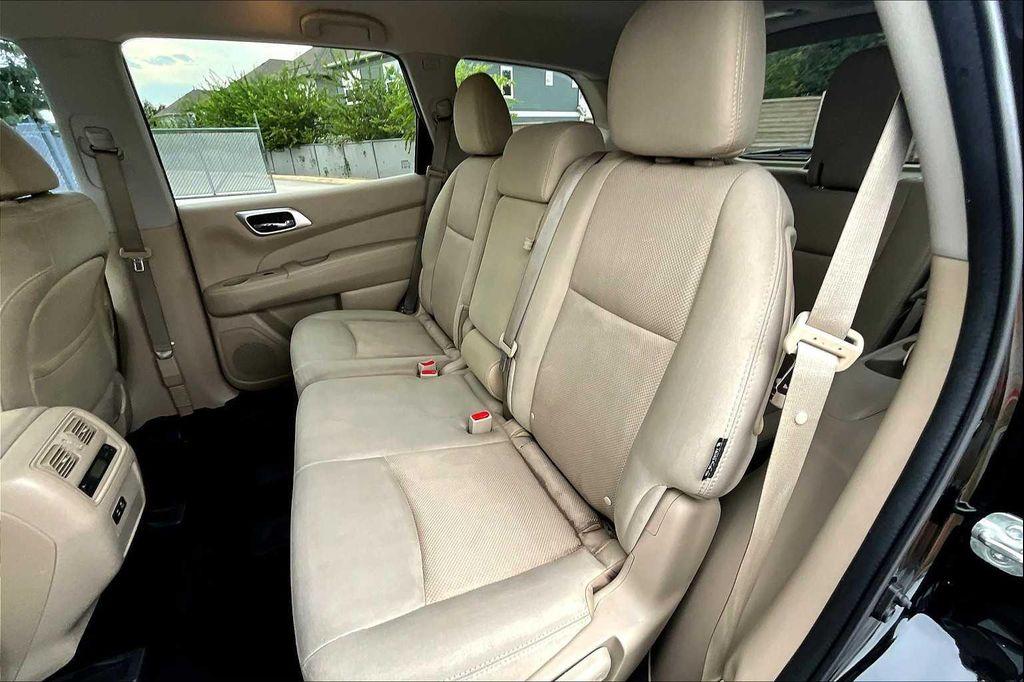 used 2020 Nissan Pathfinder car, priced at $17,336