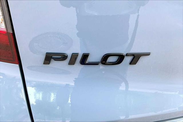 used 2022 Honda Pilot car, priced at $28,715