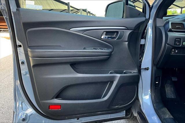 used 2022 Honda Pilot car, priced at $28,715