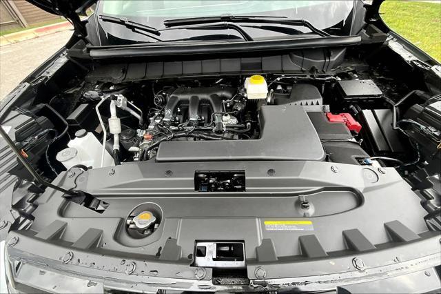 new 2025 Nissan Pathfinder car, priced at $47,680